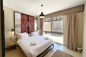 Apartment | 15 bedrooms, desk, laptop workspace, iron/ironing board