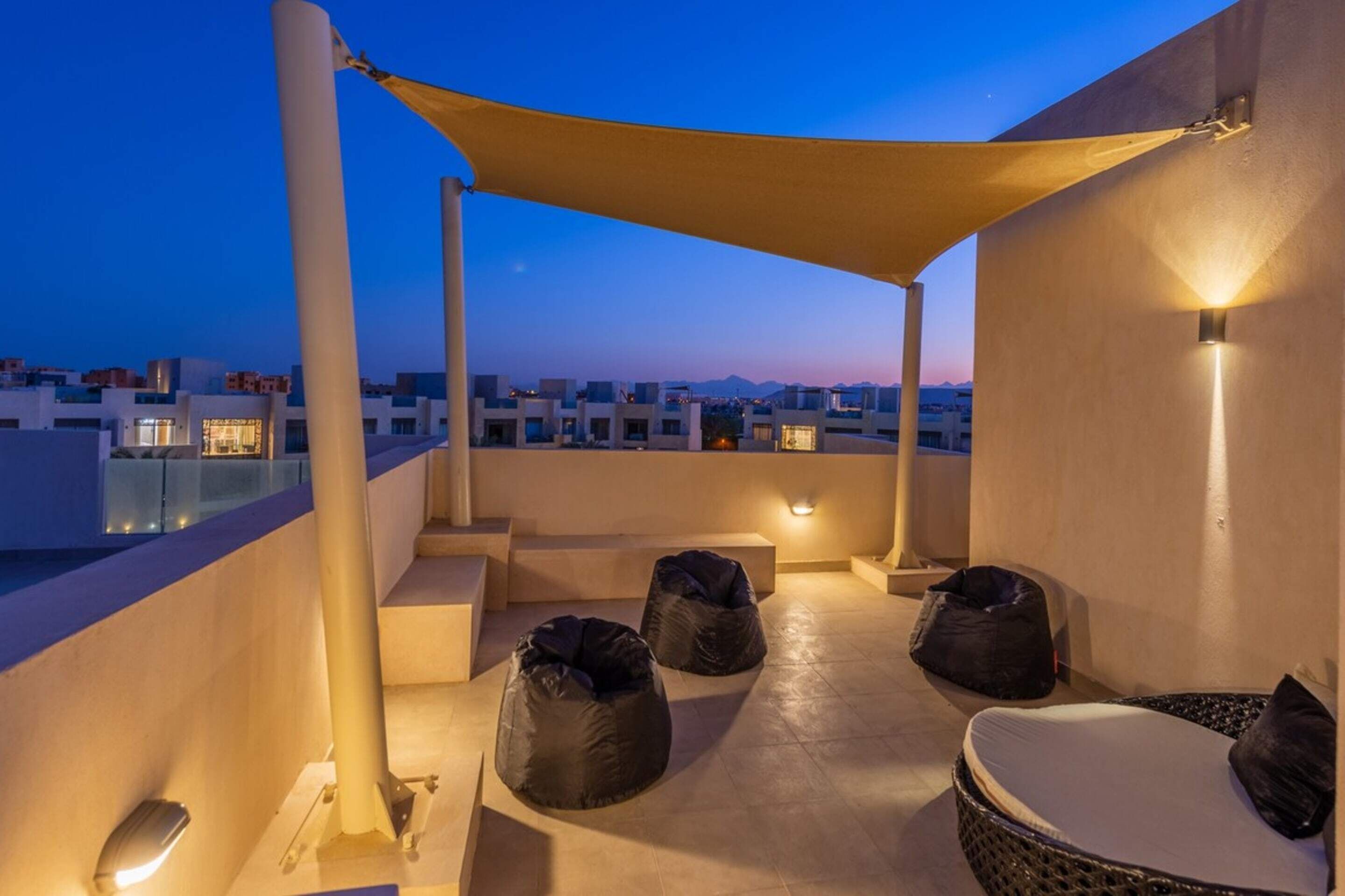 Apartment | Terrace/patio