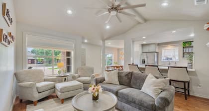 Gig`em Guest Nest- Fully Fenced In