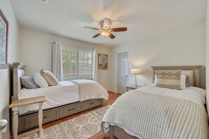 3 soveværelser, skrivebord, Wi-Fi