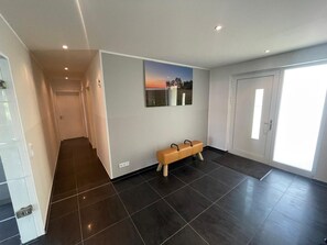 Interior - Holiday Home 'Ferienhaus Rechlin' with Private Terrace, Private Garden and Wi-Fi (Rechlin)