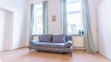 Kamar Basic | Setrika/meja setrika, Wi-Fi gratis, dan seprai linen