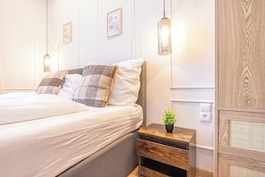 Phòng cơ bản | Bàn ủi/dụng cụ ủi quần áo, truy cập Internet không dây miễn phí