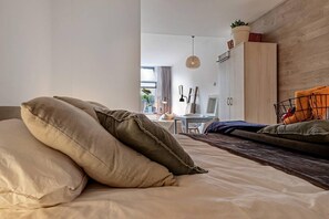 1 bedroom, free WiFi