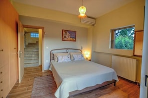 3 habitaciones, tabla de planchar con plancha y wifi 