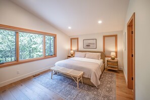 5 bedrooms, iron/ironing board, travel cot, free WiFi