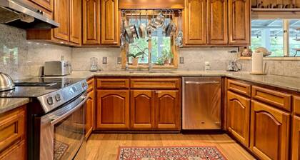 Perch on Burton: Top Patio & Bottom Dock Retreat