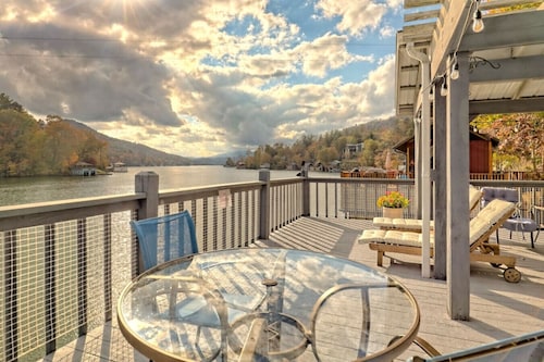 Lake Burton Bungalow with Top Dock & Scenic Patio