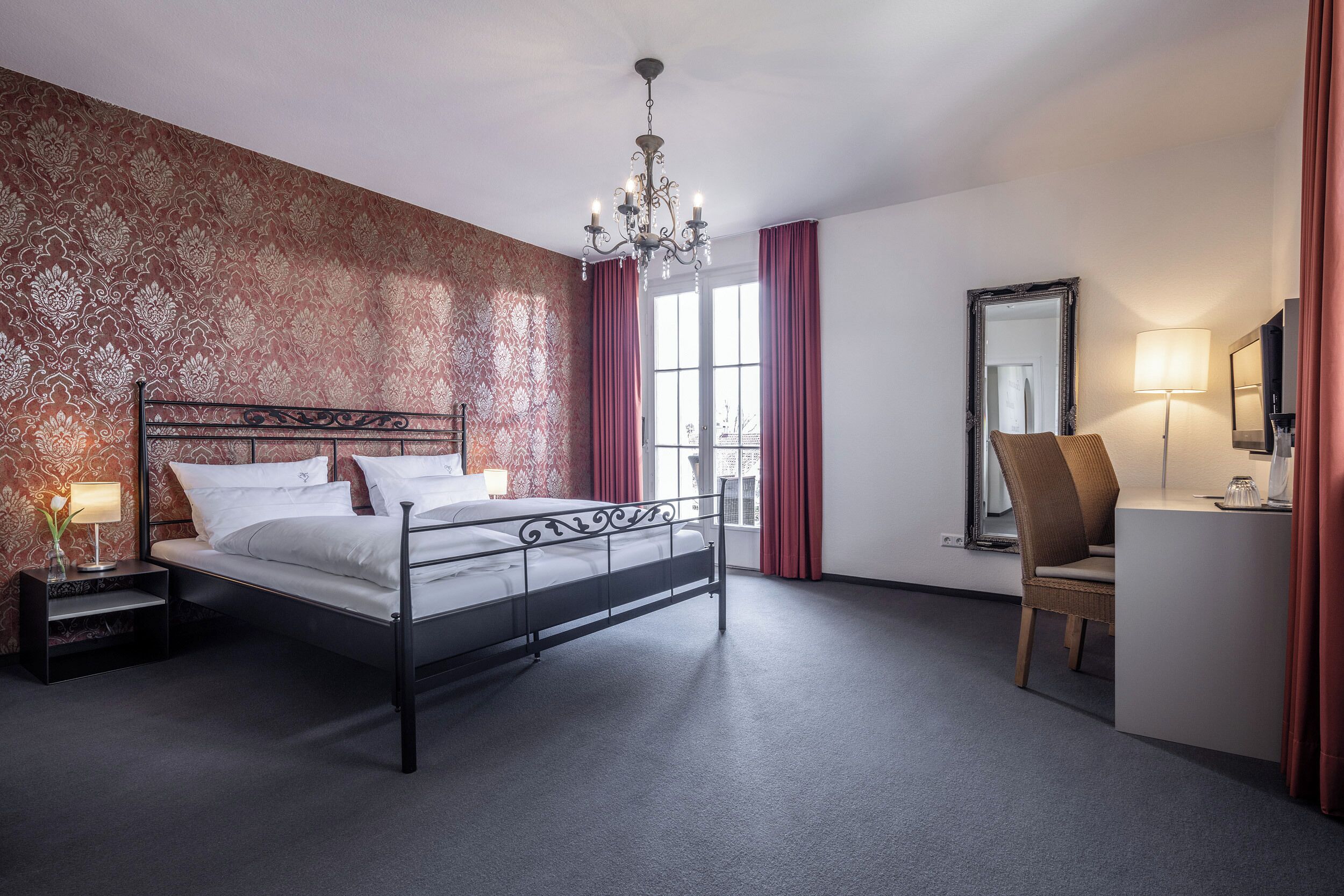 Svit | Värdeförvaringsskåp på rummet och gratis wi-fi