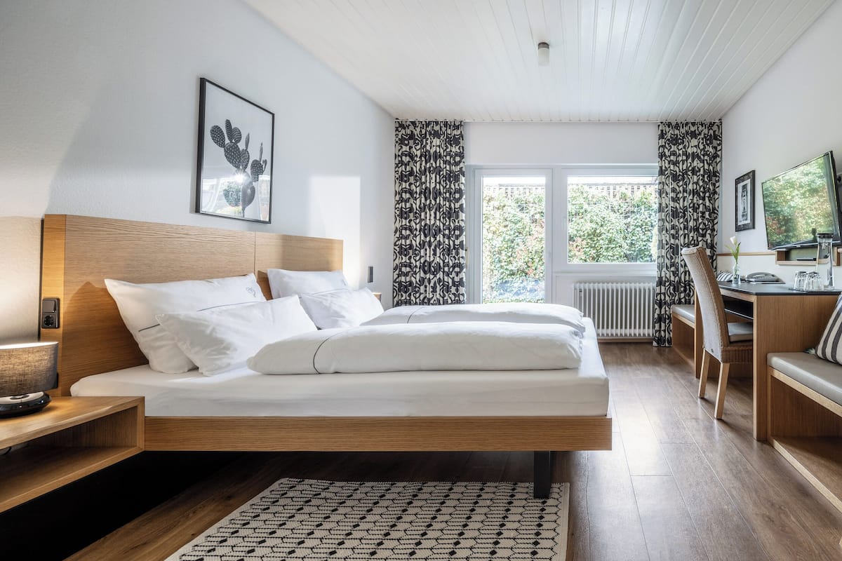 Double Room | In-room safe, free WiFi