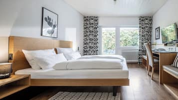 Double Room | In-room safe, free WiFi