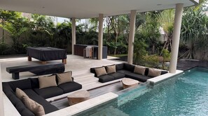 Pool - 4-bedroom villa in peaceful Bali with all the amenity (Bali)