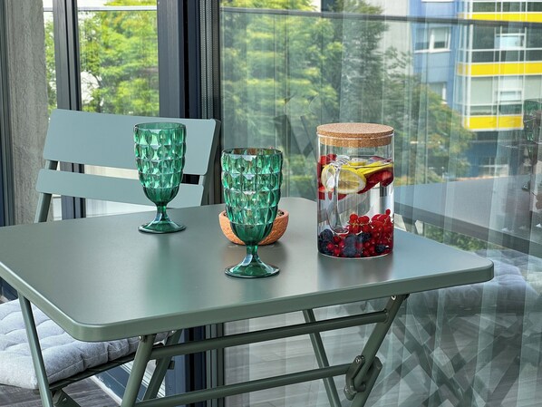 The Velvet | Terrass/Patio