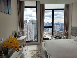 Superior Studio, 1 Bedroom, Kitchen, City View | Minibar, desk, laptop workspace, iron/ironing board - Expressionz Suites by Emily in Town (Kuala Lumpur)