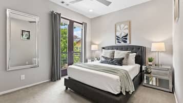 3 quartos, escrivaninha, ferros/tábuas de passar roupa