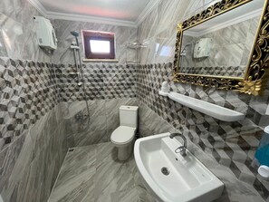 Bathroom - Melanur Pansiyon (Çanakkale)