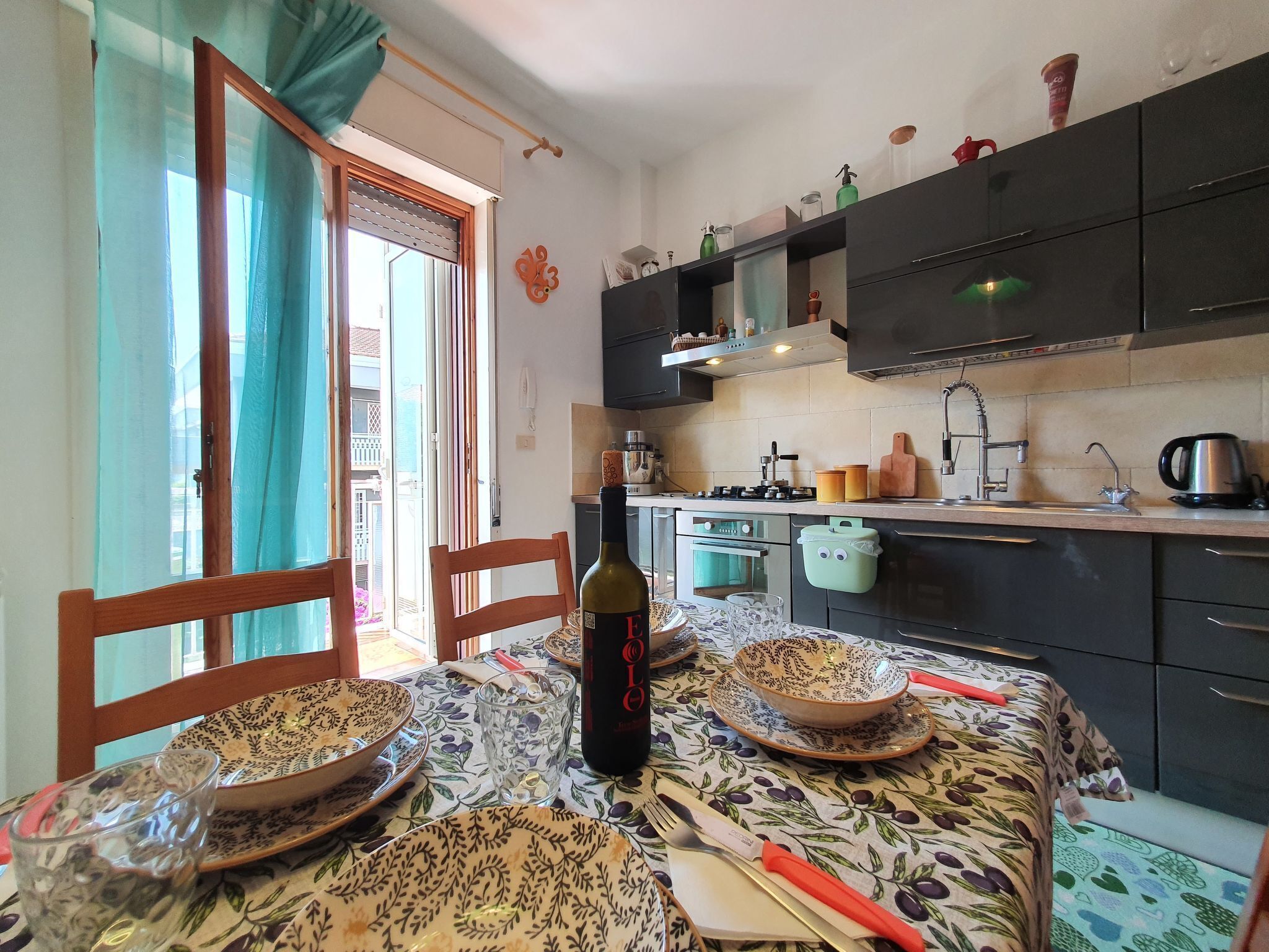 Fridge, oven, cookware/dishes/utensils