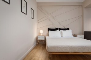 Suite Confort | Chambres insonorisées, fer et planche à repasser, lit parapluie