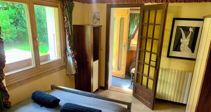 Tour du Mont Blanc Appt - Les Houches Town Center - Sleeps 4