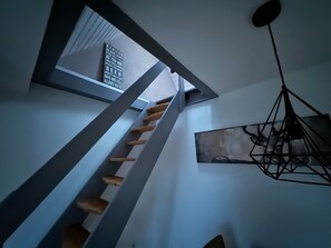 Interior - Saarner Loft Apartment with Private Terrace, Garden, and Wi-Fi (Mülheim an der Ruhr)