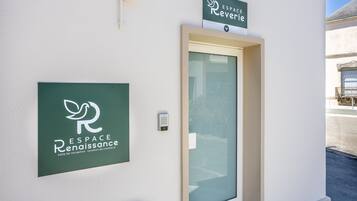 DĂ©tail de lâextĂ©rieur