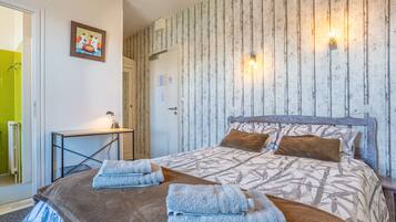 1 bedroom, WiFi, bed sheets