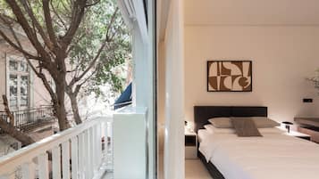 Departamento Deluxe, 1 cama matrimonial y sofá cama, balcón, vista a la ciudad | Balcón