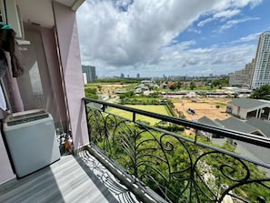Appart'hĂŽtel, 2 chambres, non-fumeurs, balcon | Vue depuis le balcon