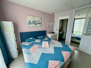 Appart'hôtel, 2 chambres, non-fumeurs, balcon | Coffres-forts dans les chambres, rideaux occultants
