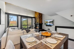 Interior - Alpine Overlook |  Scenic Views & Steps to Trails (Vail)