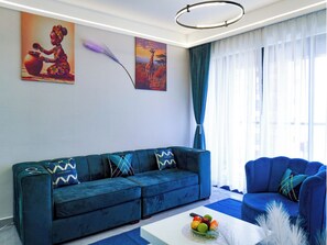 Deluxe Studio | Living area