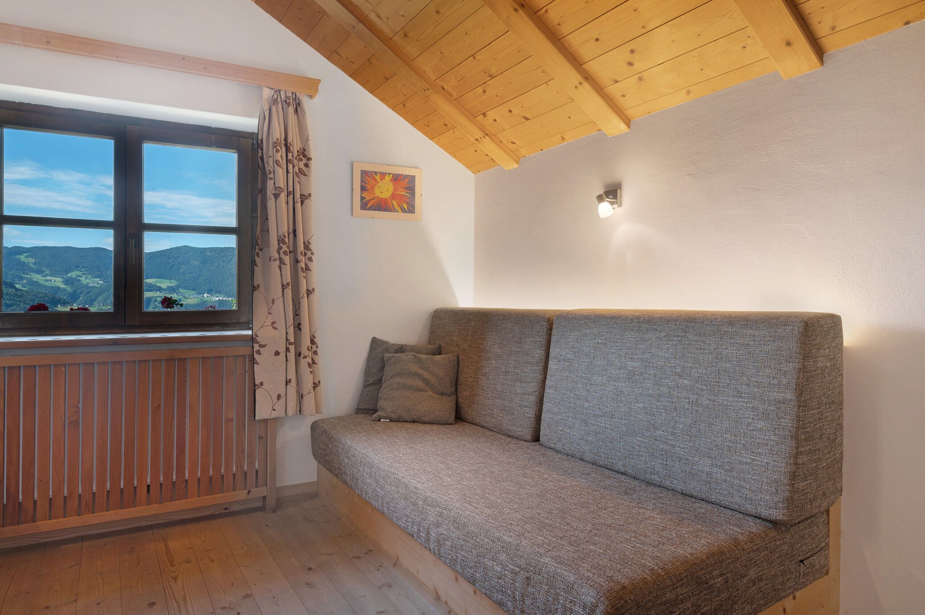 Ferienwohnung 'Stein' Mit Bergblick, Privater Terrasse Und Wi-fi - Ritten