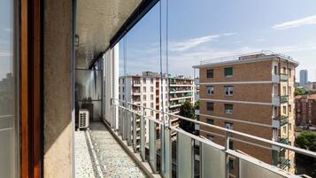 Departamento Confort, balcón, vista a la ciudad | Vista desde la habitación