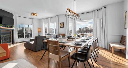 Albatros | Spa, Pool Table & River View