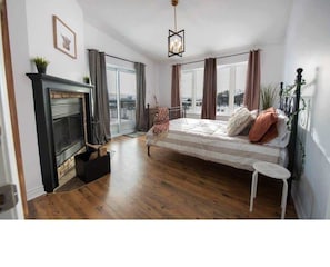 5 bedrooms, iron/ironing board, travel crib, WiFi