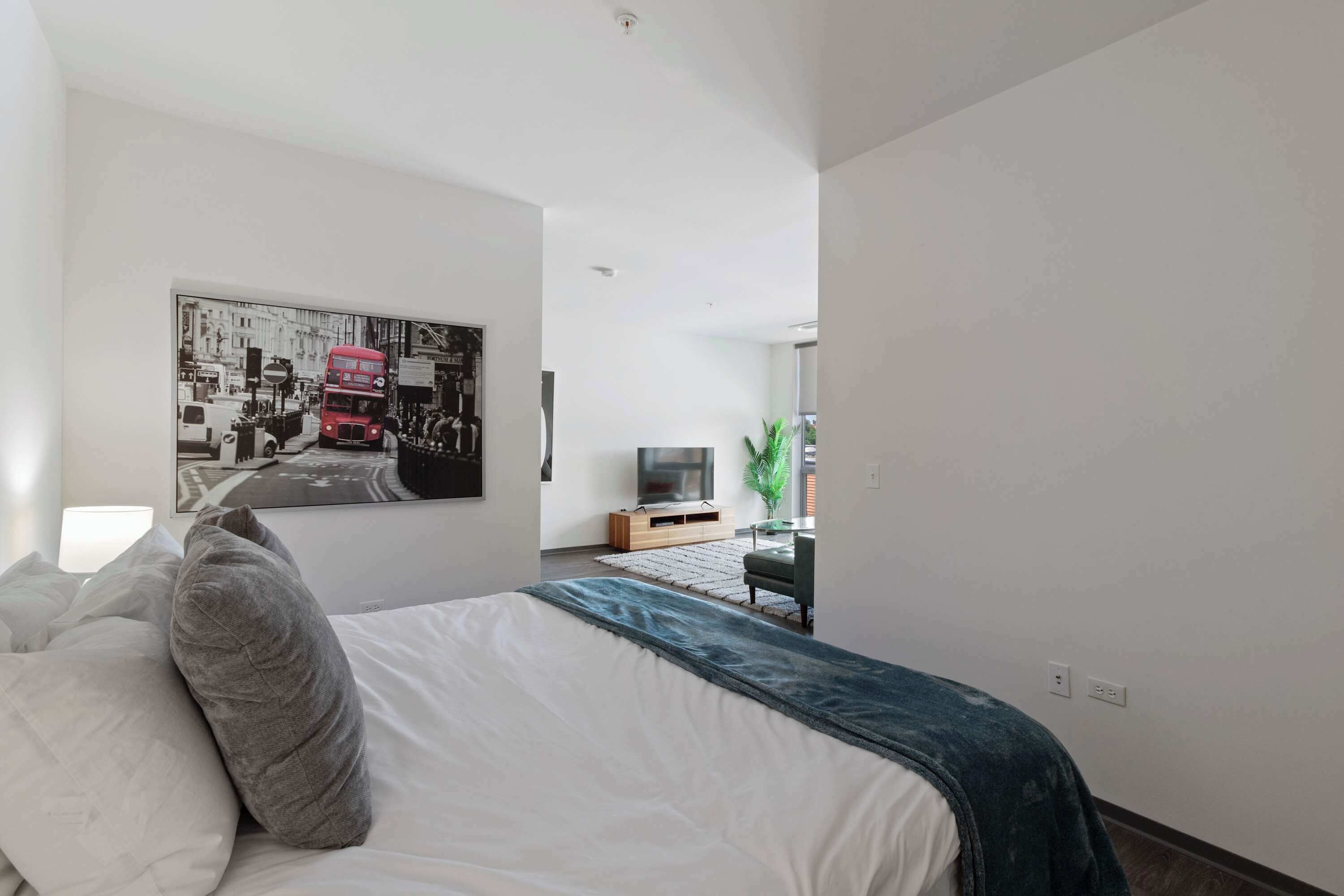 1 bedroom, iron/ironing board, travel crib, WiFi