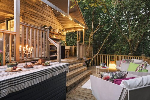 The Hut @Rawsons | Ridgestone