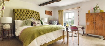 The Room @Rawsons | Ridgestone