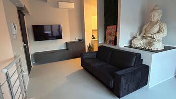 Smart-TV, Stereoanlage