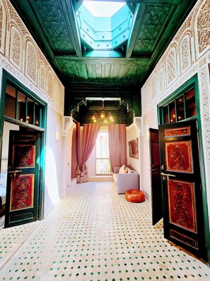 Family Suite, Patio, Courtyard View | In-room safe, individually decorated, free cribs/infant beds, free WiFi