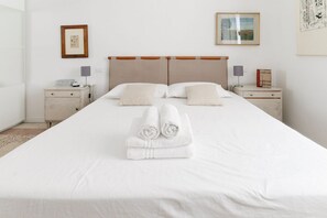 1 Schlafzimmer, Bügeleisen/Bügelbrett