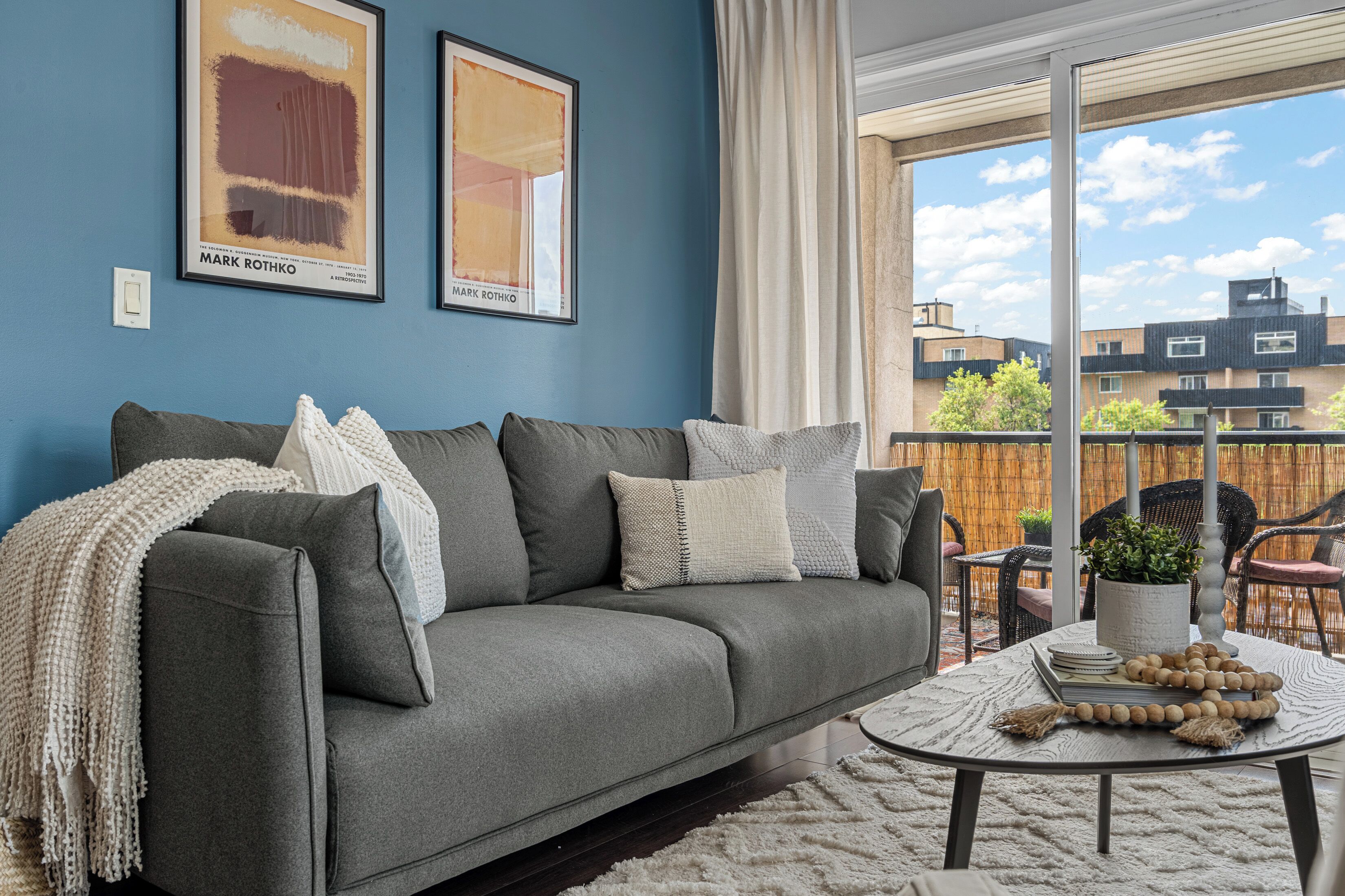 Smart TV, fireplace, offices