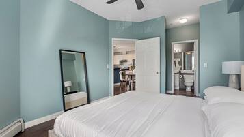 2 bedrooms, desk, iron/ironing board, free WiFi