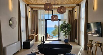 SeiSensi Luxury Beach Villa
