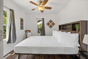 3 bedrooms, travel cot, free WiFi, bed sheets
