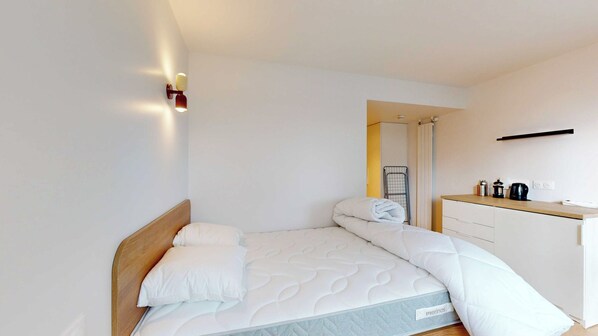 Apartment | 1 bedroom, laptop workspace, bed sheets - Room 1211 in a Premium Residence- Sport/laundry (Paris)