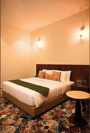 华丽客房, 花园景观 | 客房内保险箱、办公桌、免费 WiFi