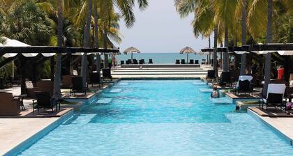 Gorgeous condo with private Pool in Buenaventura - Access to beach club