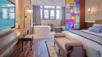 Habitación de lujo doble, vistas a la ciudad | Ropa de cama de alta calidad y minibar con artículos gratuitos