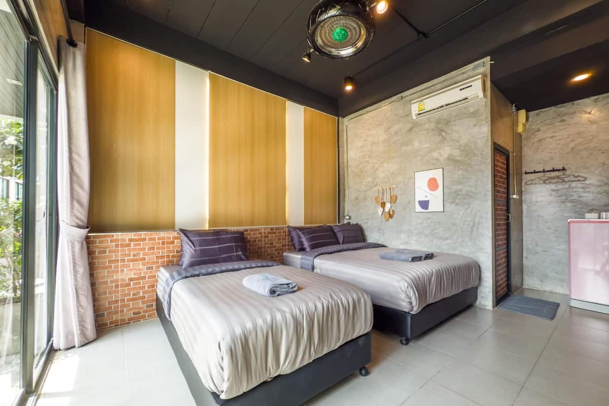 Premium bedding, soundproofing, bed sheets